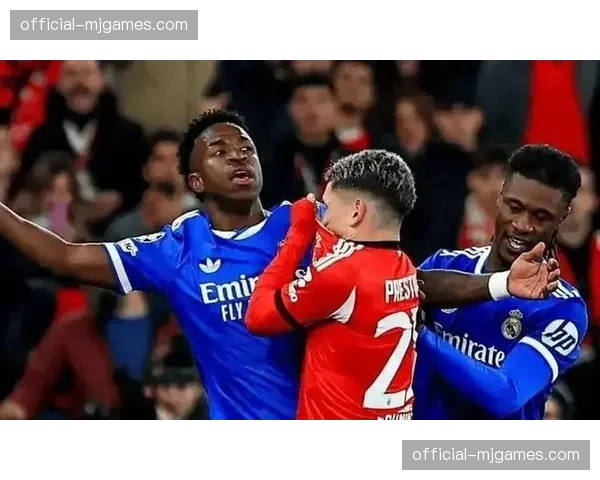 皇马的欧冠征程终结：巨星防线与冠军底蕴的考验